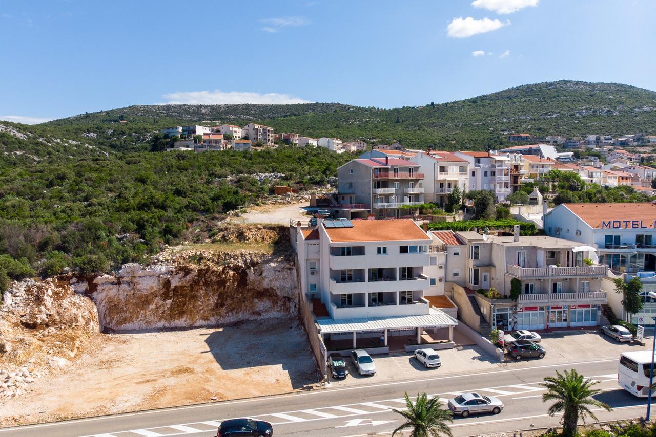 Villa Suzana Neum Exterior photo